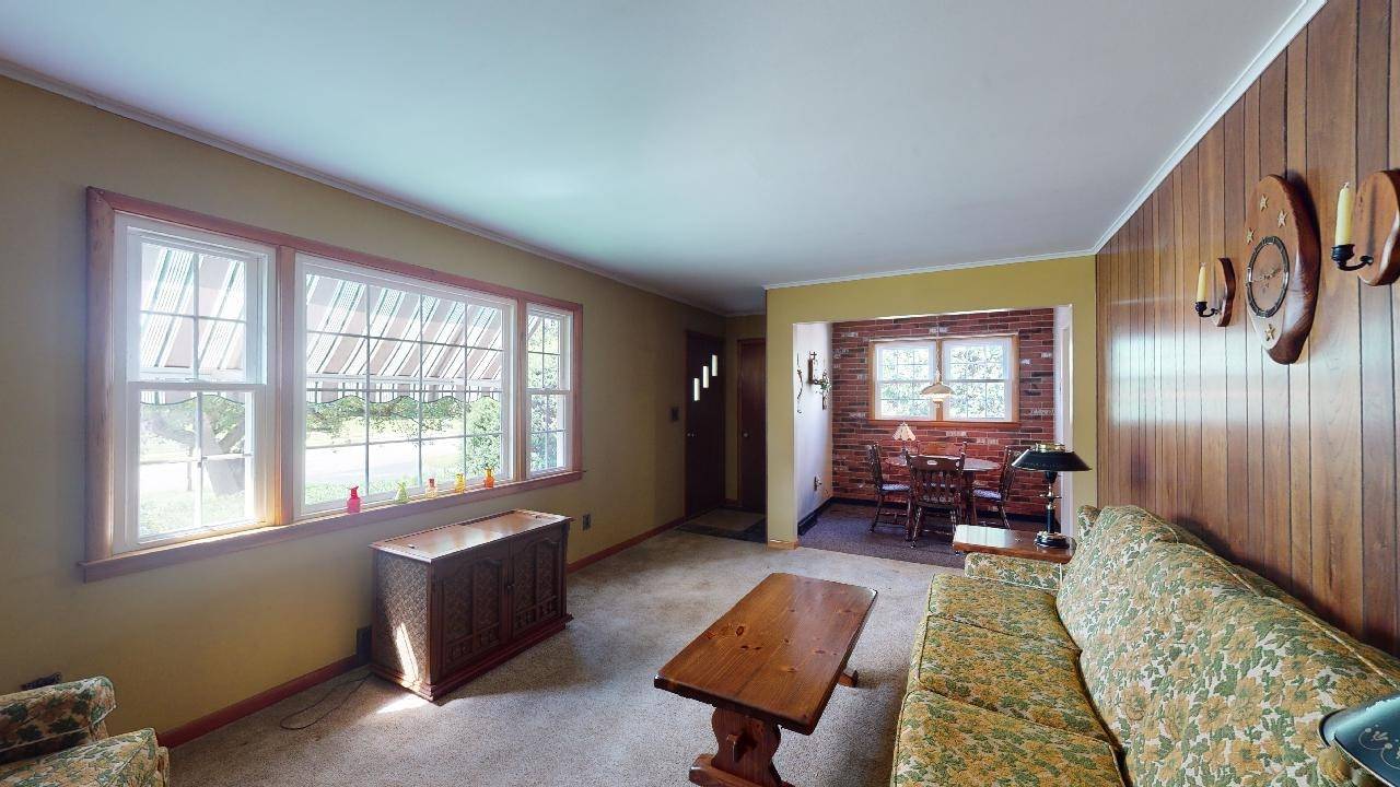 Essex Junction, VT 05452,23 Old Colchester RD
