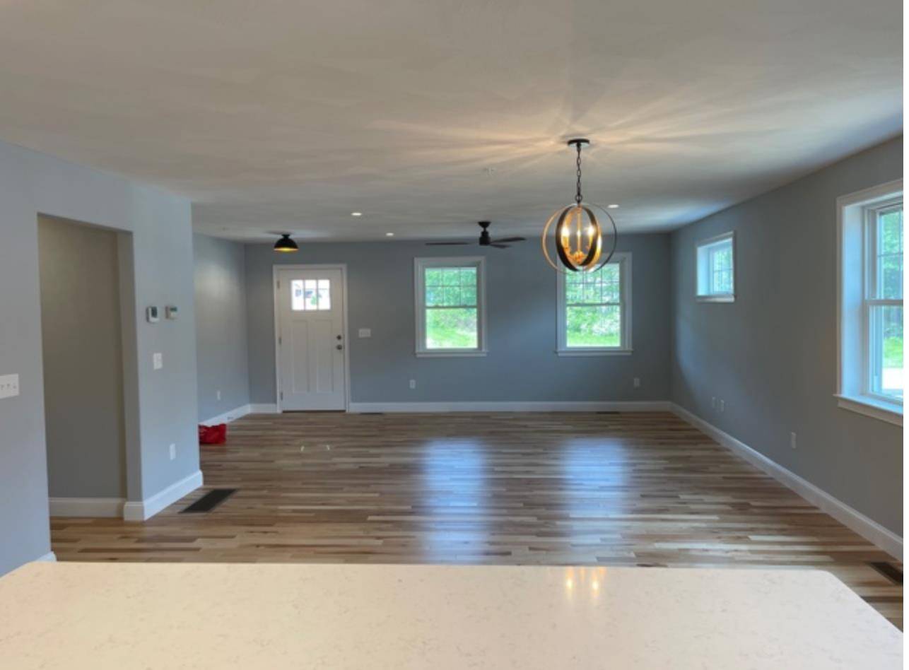 Brentwood, NH 03833,25 Three Ponds DR