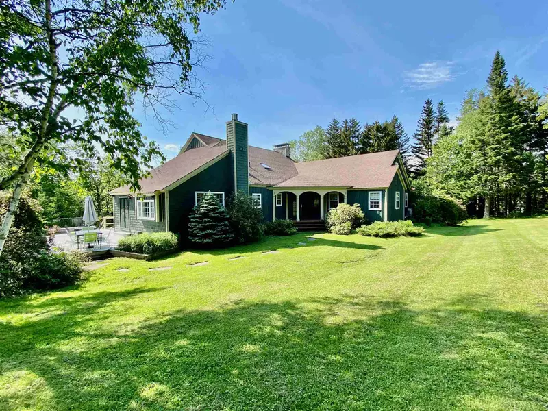 97 Smith RD, Wilmington, VT 05363