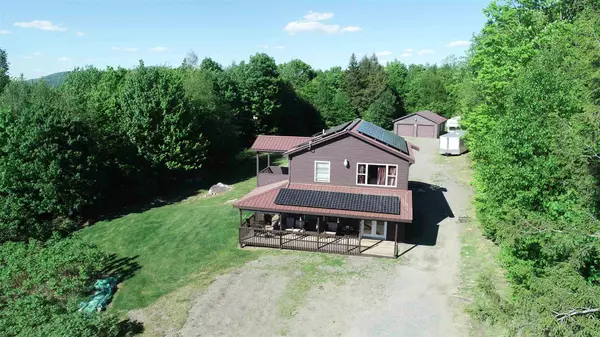 1601 Duck Pond RD, Barton, VT 05822