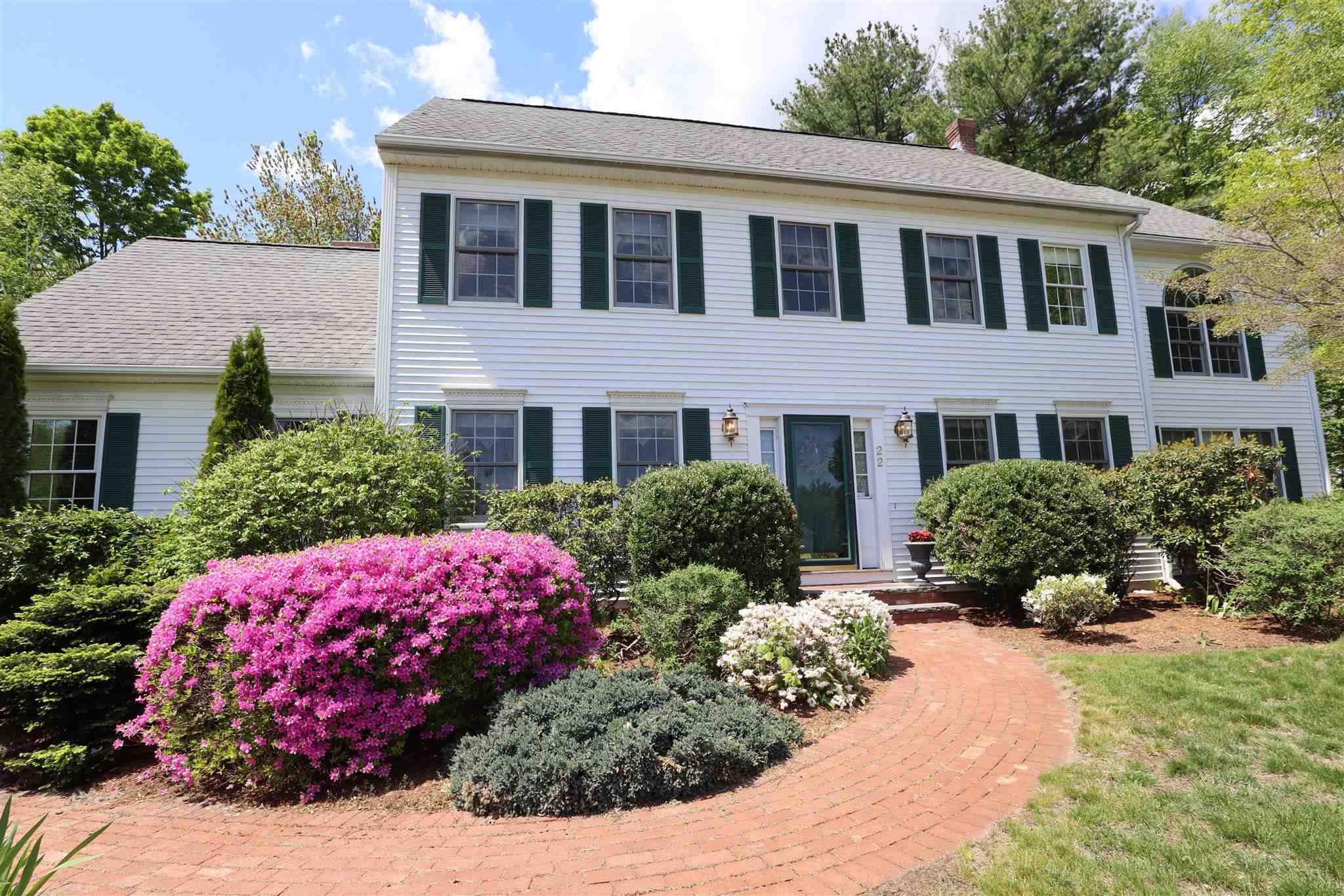 22 Lyford LN, Brentwood, NH 03833