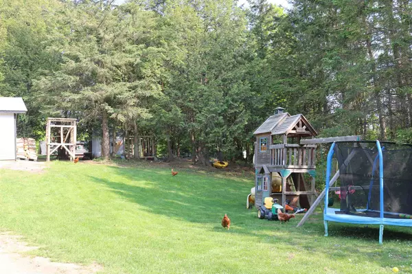 Richford, VT 05476,44 Harlem ST