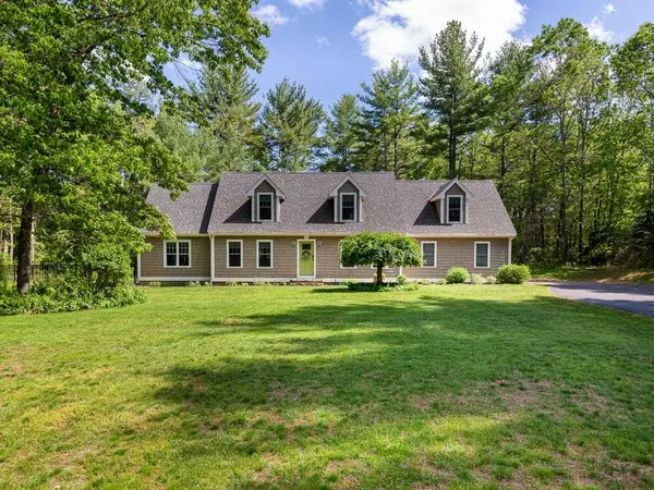 21 Surrey LN, Durham, NH 03824