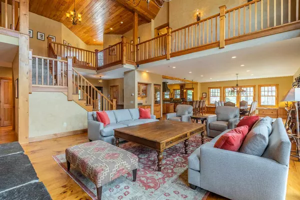 Winhall, VT 05340,9 Middle Ridge RD