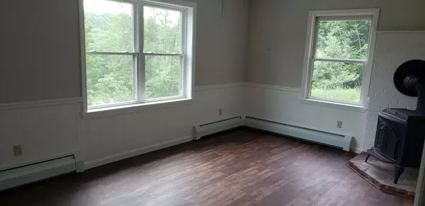 Royalton, VT 05068,1221 Happy Hollow RD