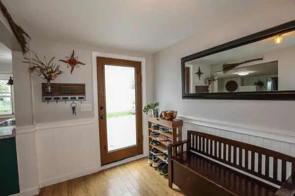 Pittsfield, NH 03263,26 River RD