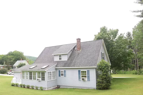 Richford, VT 05476,18 Maple ST