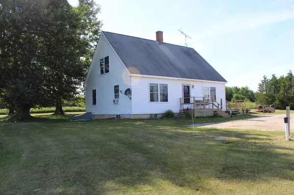 22 Griswold LN, Orwell, VT 05760