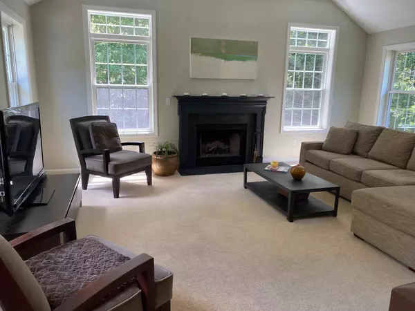 Exeter, NH 03833,5 Deerhaven DR