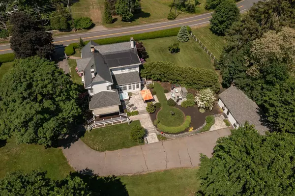 Hampton Falls, NH 03844,145 EXETER RD