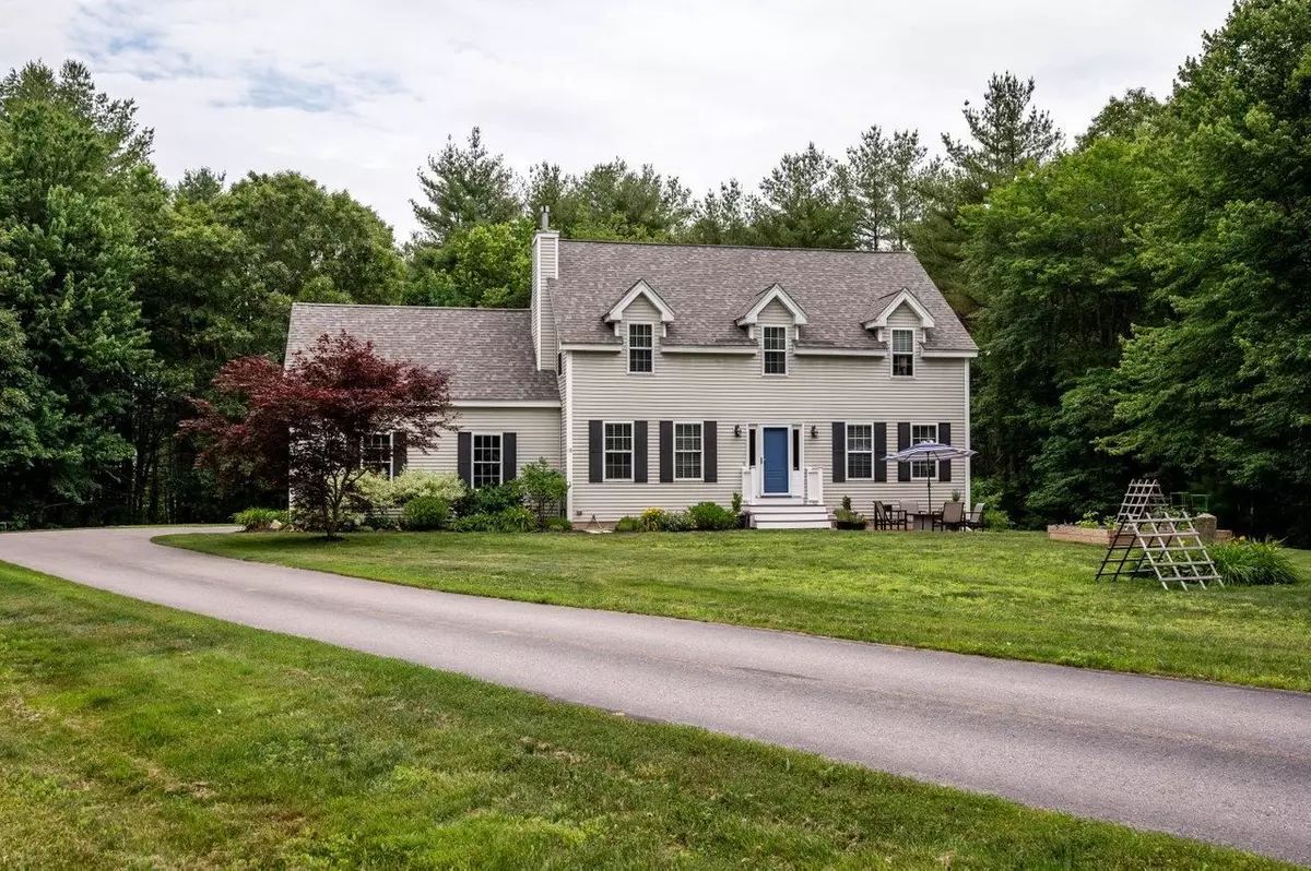 Lee, NH 03861,18 Elder Osborne DR