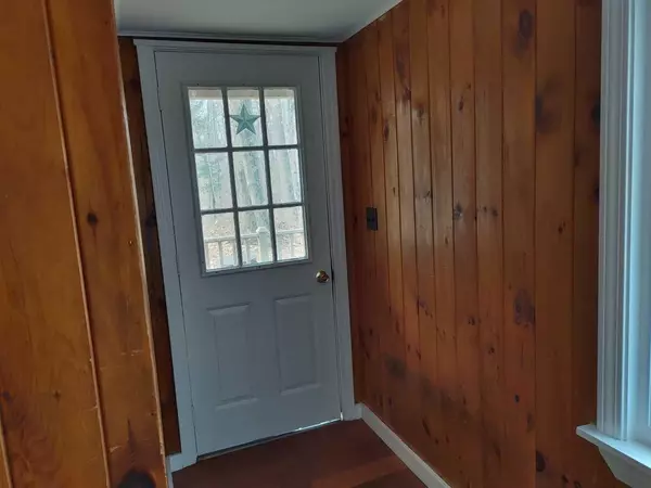 Dover, NH 03820,342 TOLEND RD