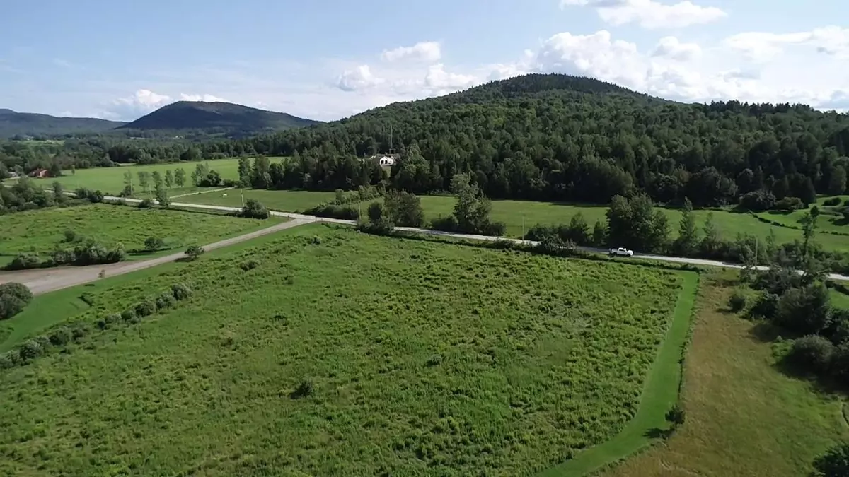 Barton, VT 05822,1223 Cook RD #2