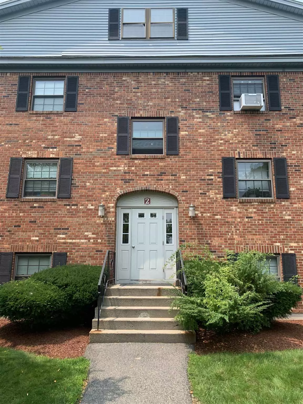 Derry, NH 03038,2 Bristol CT #252