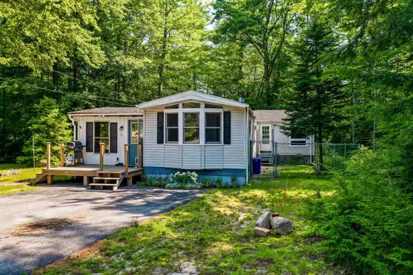 Ossipee, NH 03864,11 Beech River CIR