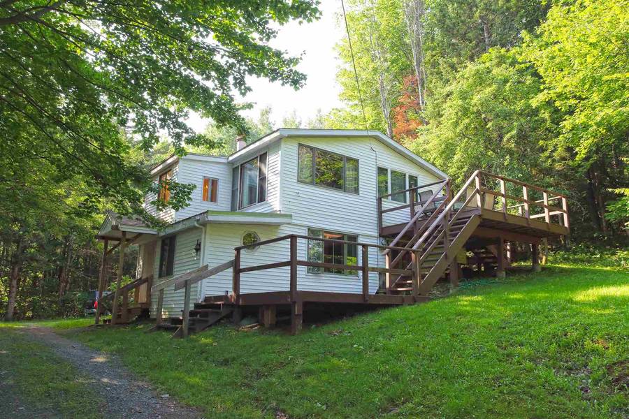 22 Circle View DR, Dover, VT 05356