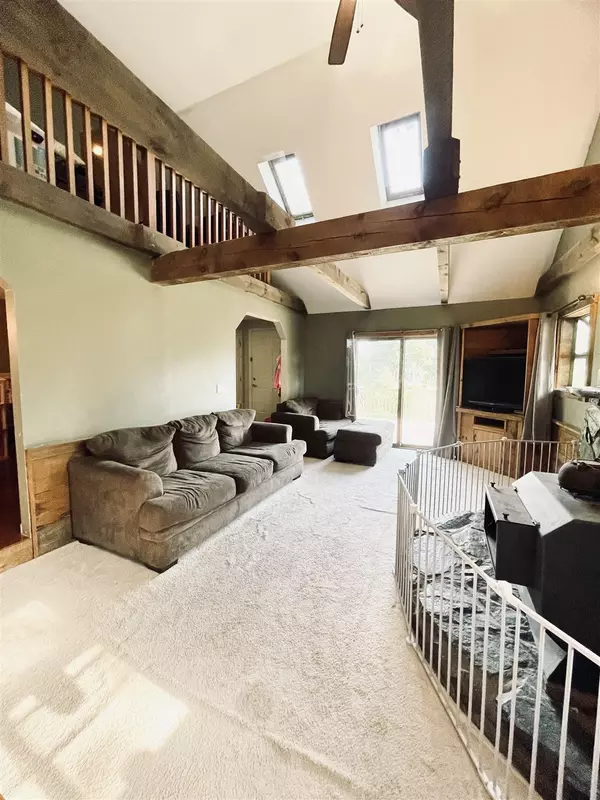 East Kingston, NH 03827,80 Depot RD