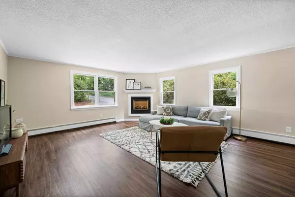 Goffstown, NH 03045,379 Tirrell Hill RD