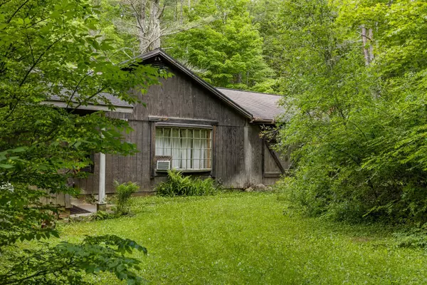 Arlington, VT 05250,535 Red Mountain RD