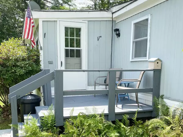 Loudon, NH 03307,3 Lincoln TER