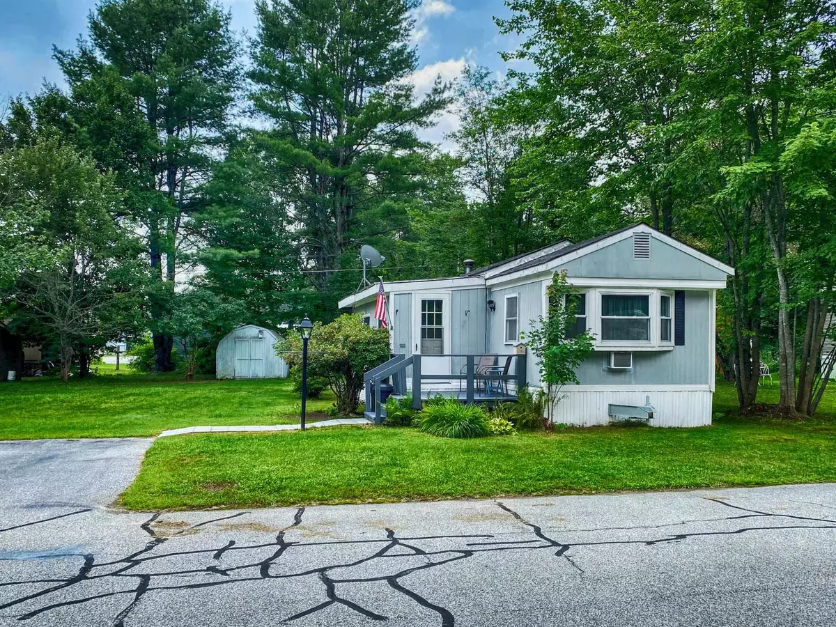 Loudon, NH 03307,3 Lincoln TER