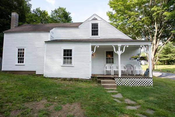 Gilmanton, NH 03837,48 Elm ST