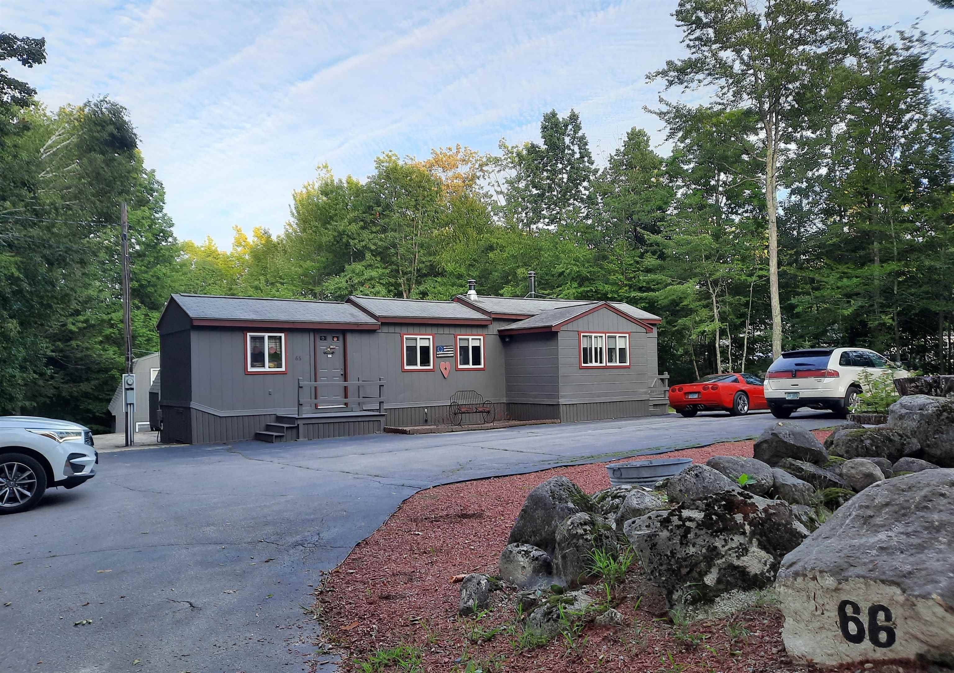 66 Quaker RD, New Durham, NH 03855-2405