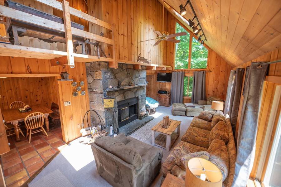 153 Binney Brook RD, Wilmington, VT 05363