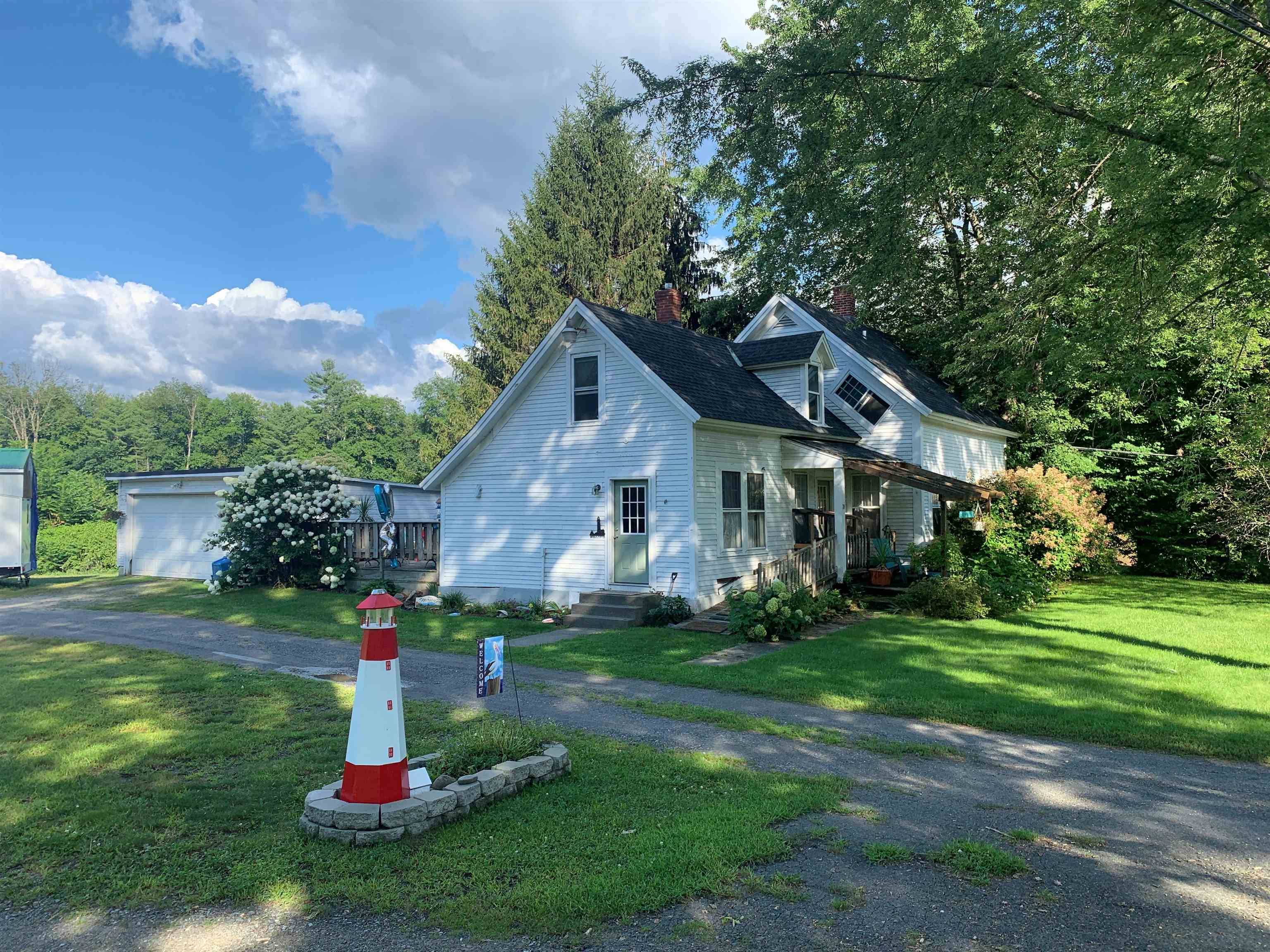 24 Old Bridge RD, Weathersfield, VT 05030