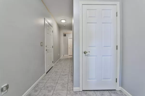 Merrimack, NH 03054,11 Clearwater LN