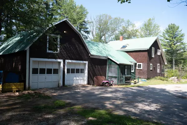 Conway, NH 03813,99 Heath RD