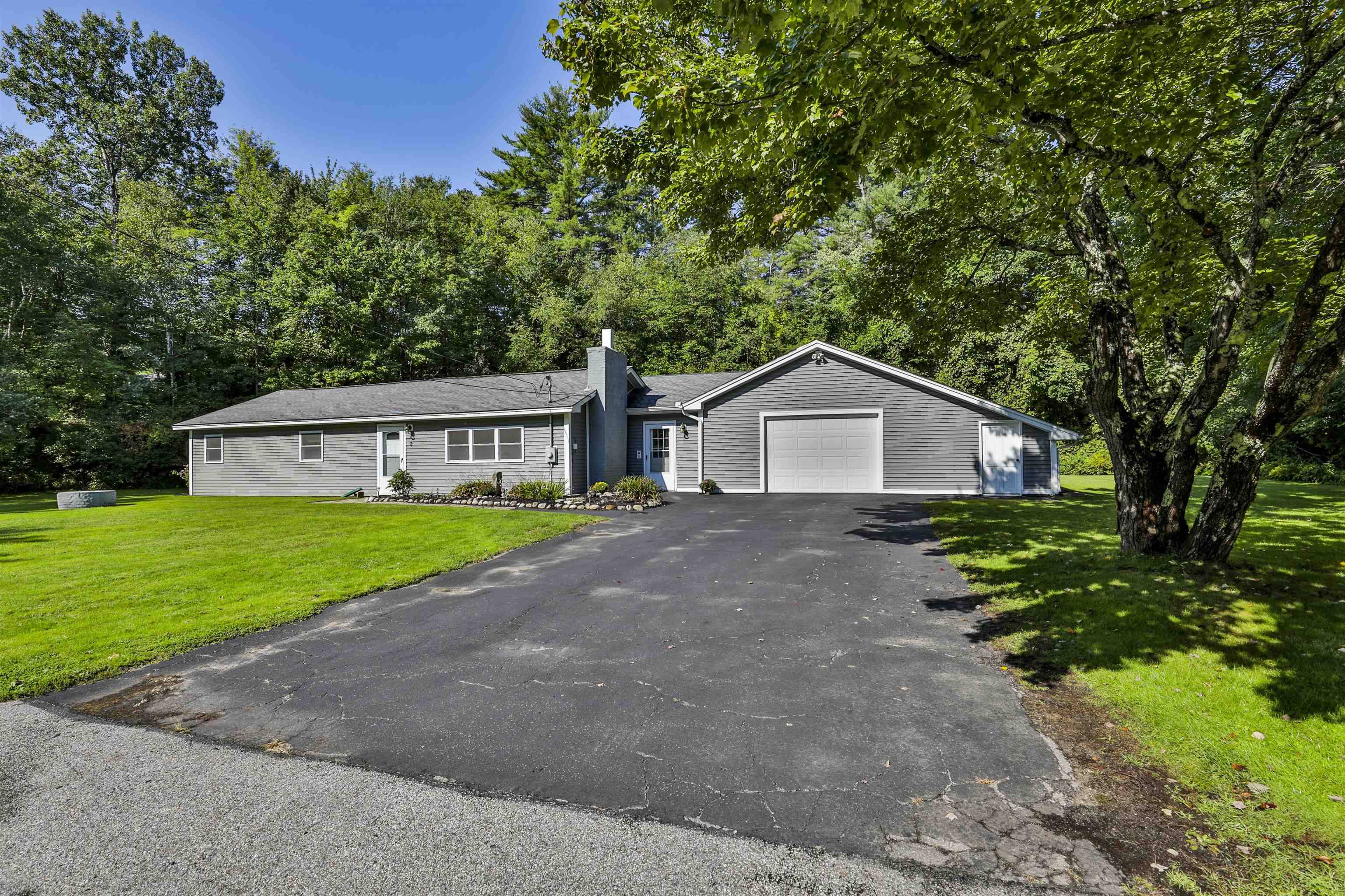 7 Russell AVE, Goffstown, NH 03045