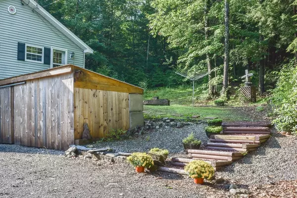 Winchester, NH 03470,451 Warwick RD