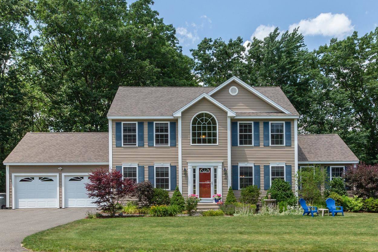159 Lawrence Corner RD, Pelham, NH 03076