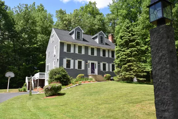 43 Collins DR, Hampstead, NH 03826