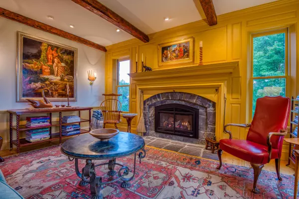 Sugar Hill, NH 03586,475 Jesseman RD