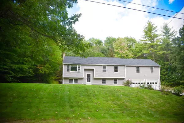 Bow, NH 03304,22 Vaughn RD