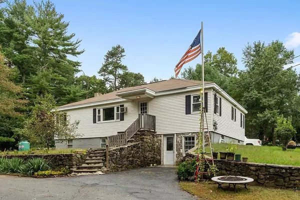 Pelham, NH 03076,1139 Bridge ST