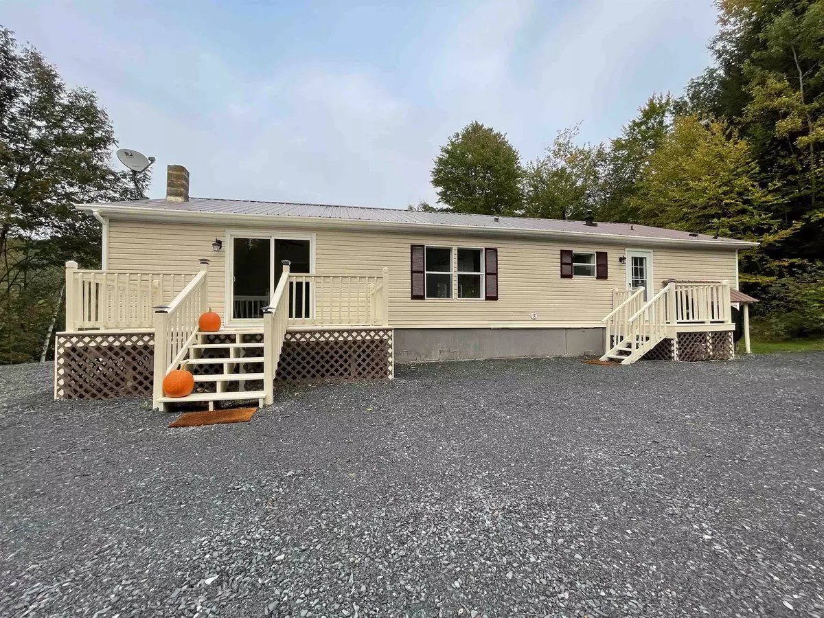 West Rutland, VT 05777,949 Castleton RD