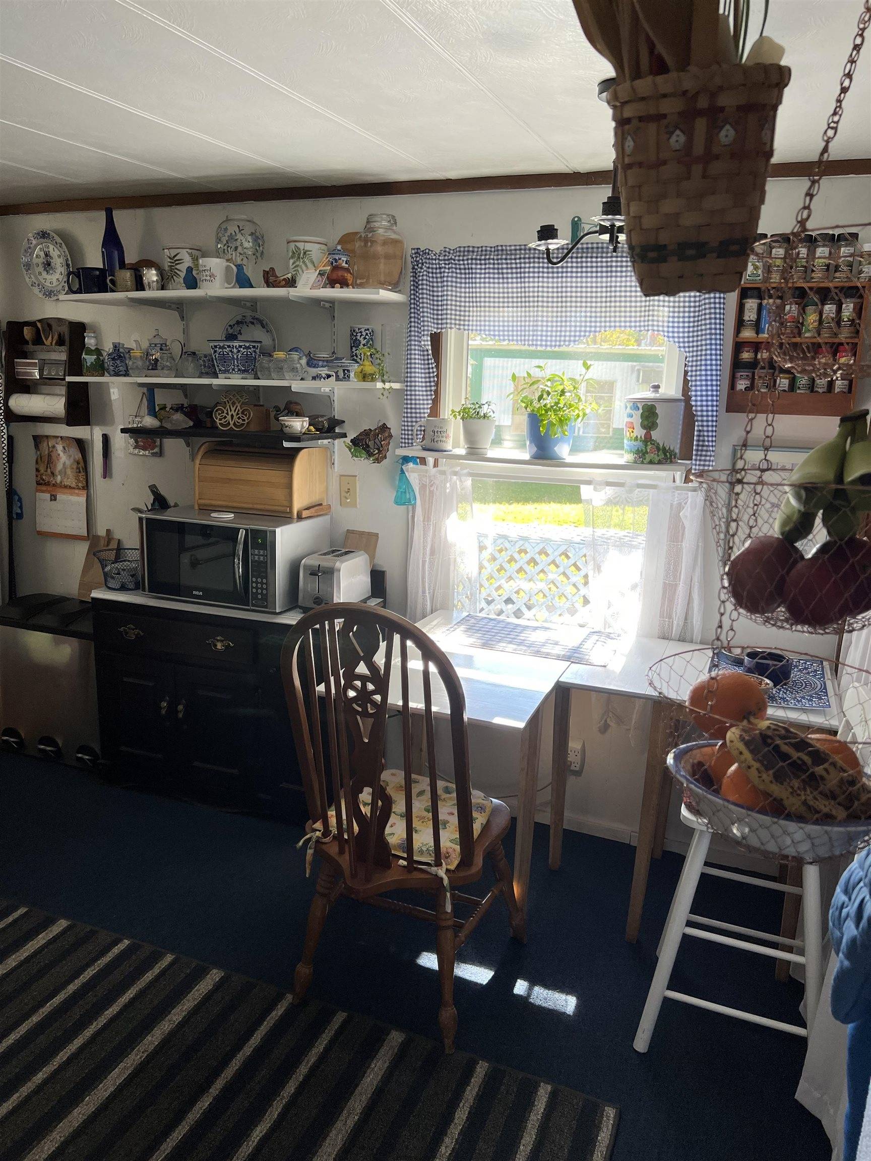 Brattleboro, VT 05301,8 Maplewood DR