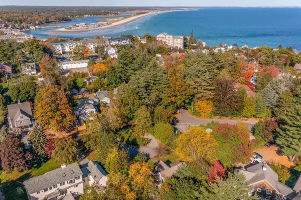 Ogunquit, ME 03907,66 Stearns RD