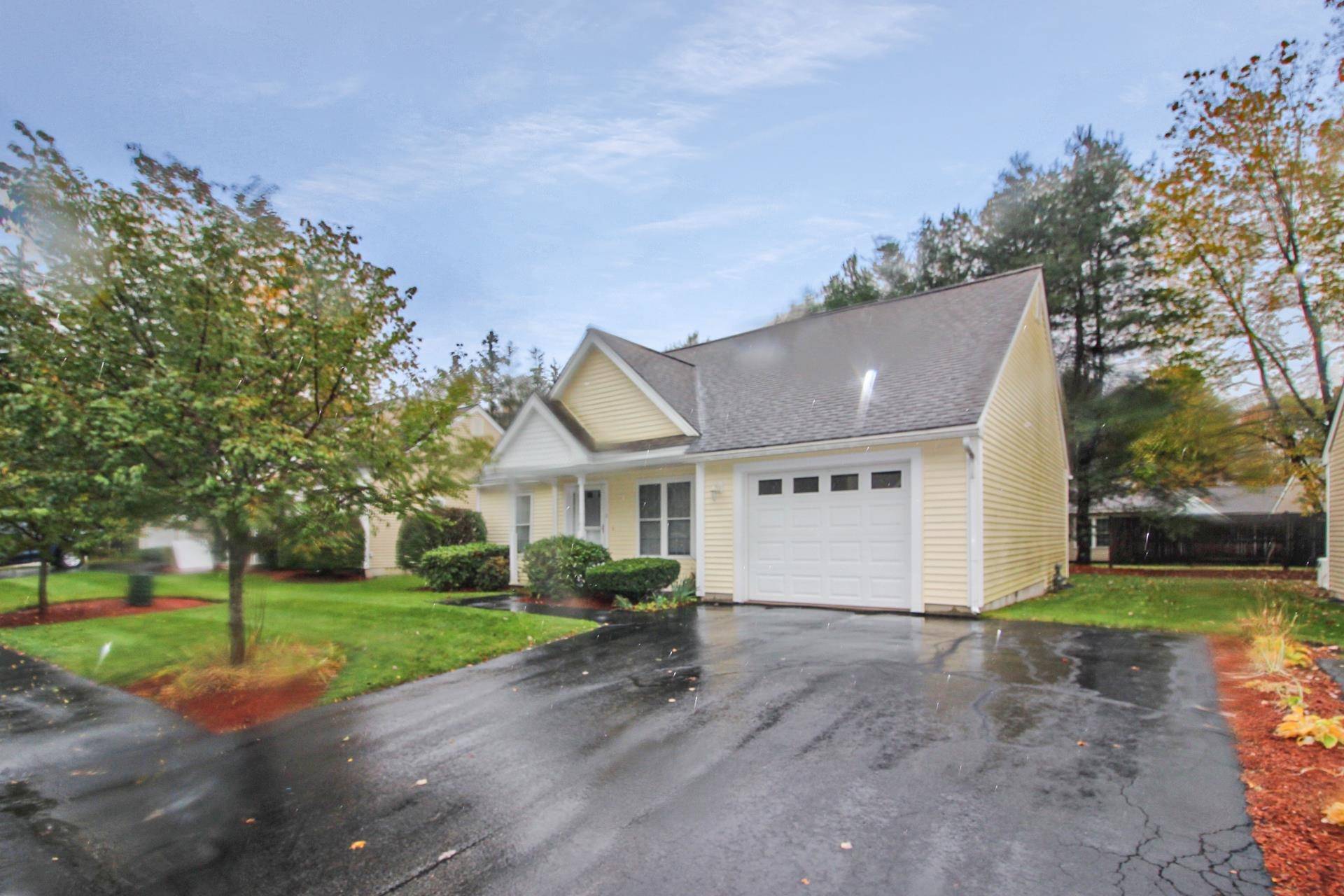 Hudson, NH 03051,6 Lexington CT