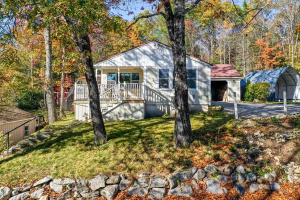 439 Deer Meadow RD, Webster, NH 03303