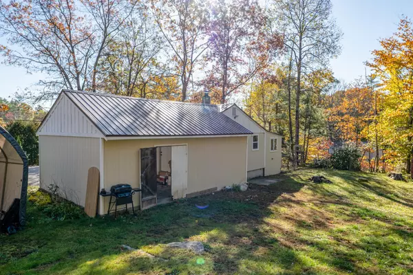 Webster, NH 03303,439 Deer Meadow RD