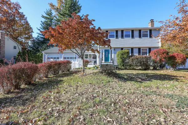 17 High Pine AVE, Nashua, NH 03063