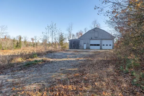 Salisbury, NH 03268,926 Old Turnpike RD
