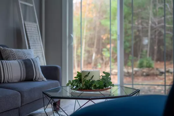 New Boston, NH 03070,100 Dennison RD