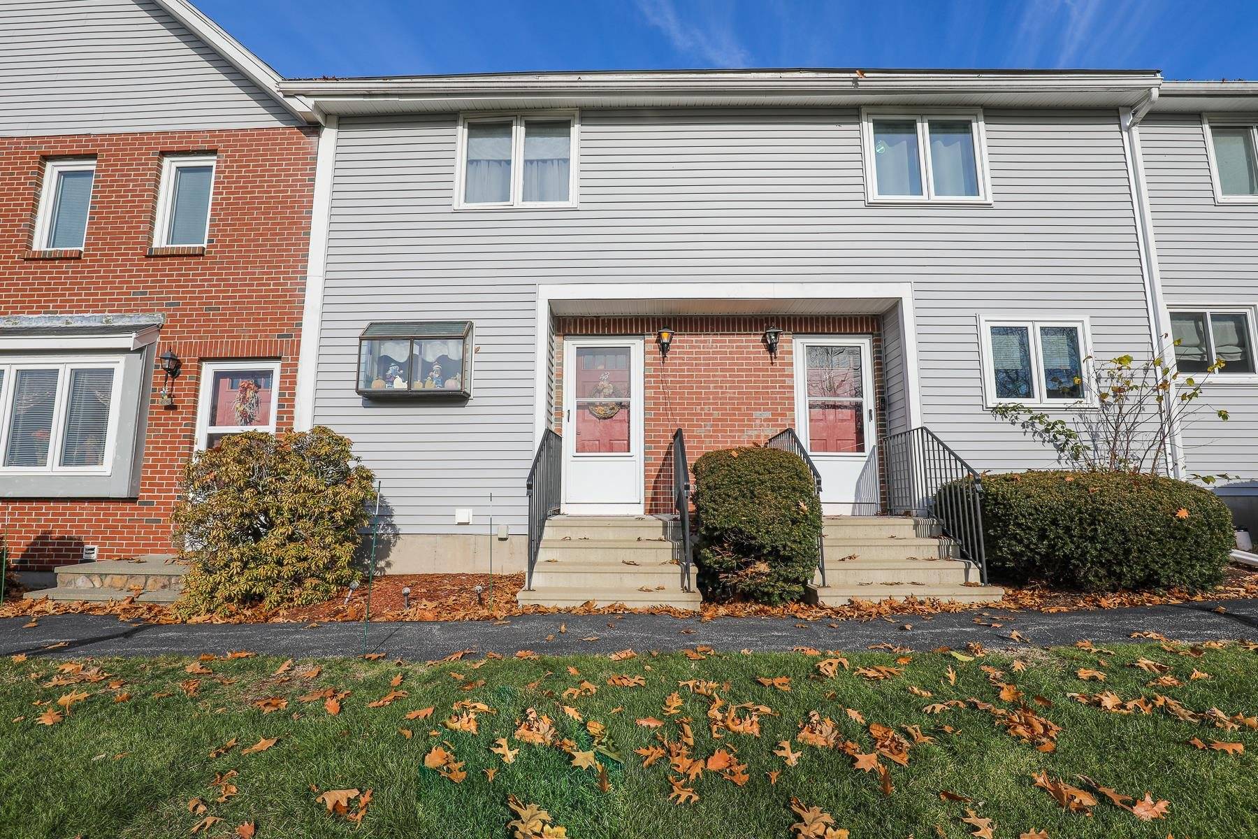 Hudson, NH 03051,43 Willow Creek DR