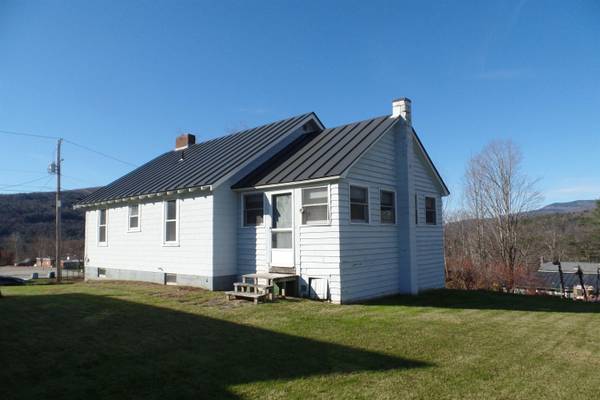 8 Hillcrest TER, Waterbury, VT 05676