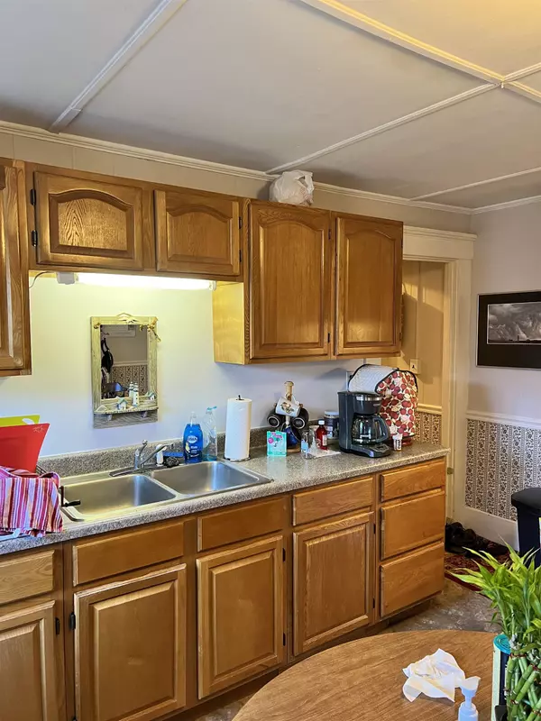 Concord, NH 03301,20-22 Beacon ST